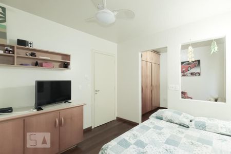 Casa à venda com 600m², 4 quartos e 2 vagasSuíte 1