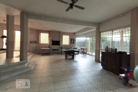 Casa à venda com 600m², 4 quartos e 2 vagasSalão de festas