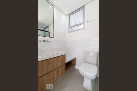 Apartamento à venda com 86m², 2 quartos e sem vaga Apartamento à venda com 86m², 2 quartos e sem vagaBanheiro social 2