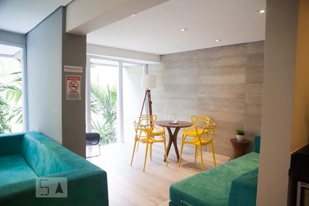 Studio à venda com 28m², 1 quarto e sem vaga Studio à venda com 28m², 1 quarto e sem vagaÁrea comum - Salão de festas