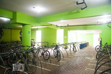 Studio à venda com 28m², 1 quarto e sem vaga Studio à venda com 28m², 1 quarto e sem vagaÁrea comum