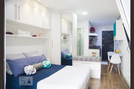 Studio à venda com 28m², 1 quarto e sem vaga Studio à venda com 28m², 1 quarto e sem vagaQuarto
