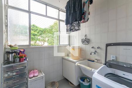 Apartamento à venda com 113m², 3 quartos e 1 vagaÁrea de Serviço