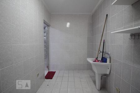 Casa para alugar com 150m², 3 quartos e 2 vagasarea de serviço