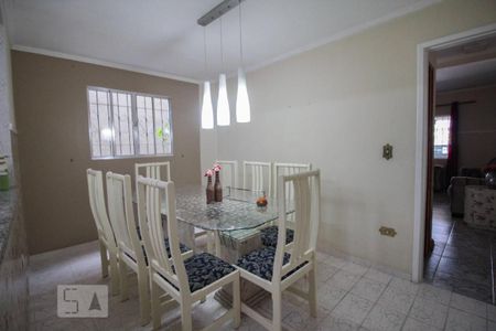 Casa para alugar com 150m², 3 quartos e 2 vagascozinha