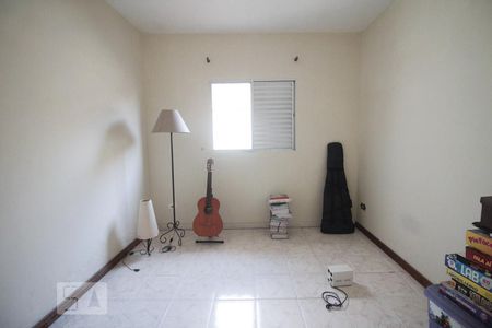 quarto 1 de casa para alugar com 3 quartos, 150m² em Vila Francos, São Paulo
