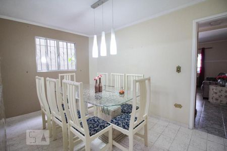 Casa para alugar com 150m², 3 quartos e 2 vagascozinha