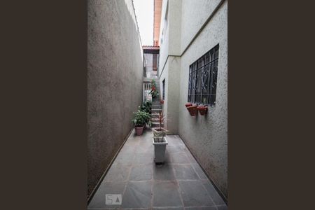 Casa para alugar com 150m², 3 quartos e 2 vagasquintal lateral