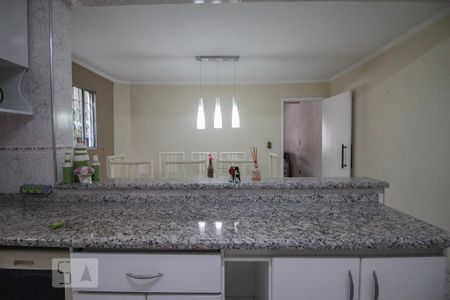 Casa para alugar com 150m², 3 quartos e 2 vagascozinha