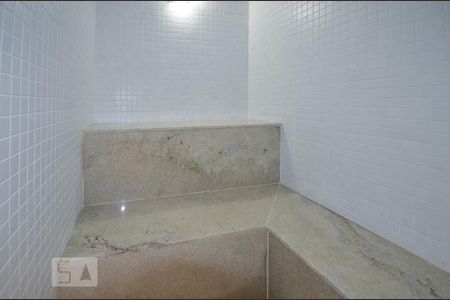 Apartamento à venda com 90m², 2 quartos e 1 vaga Apartamento à venda com 90m², 2 quartos e 1 vagaSauna