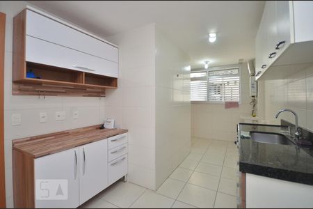 Apartamento à venda com 90m², 2 quartos e 1 vaga Apartamento à venda com 90m², 2 quartos e 1 vagaCozinha