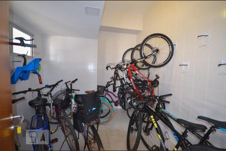 Apartamento à venda com 90m², 2 quartos e 1 vaga Apartamento à venda com 90m², 2 quartos e 1 vagaBicicletário