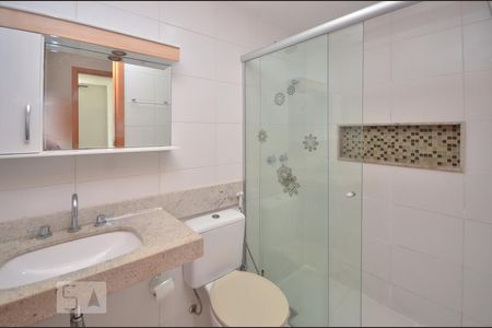 Apartamento à venda com 90m², 2 quartos e 1 vaga Apartamento à venda com 90m², 2 quartos e 1 vagaBanheiro