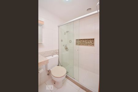 Apartamento à venda com 90m², 2 quartos e 1 vaga Apartamento à venda com 90m², 2 quartos e 1 vagaBanheiro