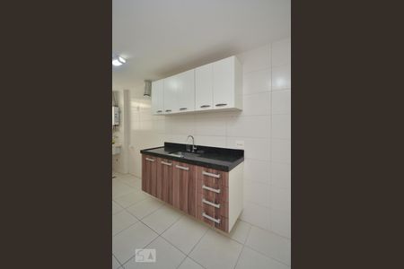 Apartamento à venda com 90m², 2 quartos e 1 vaga Apartamento à venda com 90m², 2 quartos e 1 vagaCozinha