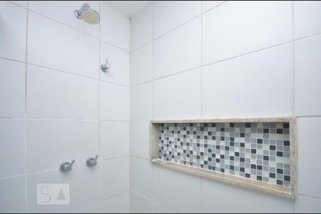 Apartamento à venda com 90m², 2 quartos e 1 vaga Apartamento à venda com 90m², 2 quartos e 1 vagaBanheiro da Suíte