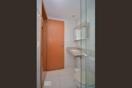 Apartamento à venda com 90m², 2 quartos e 1 vaga Apartamento à venda com 90m², 2 quartos e 1 vagaBanheiro da Suíte