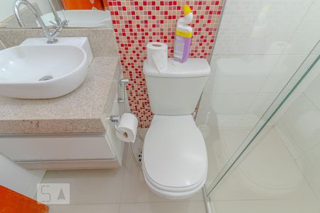 Casa de condomínio para alugar com 92m², 3 quartos e 2 vagasBanheiro Social