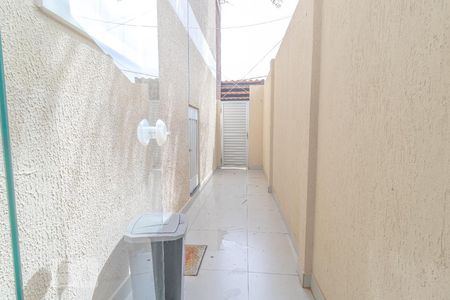 Casa de condomínio para alugar com 92m², 3 quartos e 2 vagasQuintal