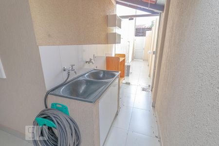 Casa de condomínio para alugar com 92m², 3 quartos e 2 vagasÁrea de Serviço