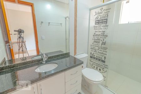 Casa de condomínio para alugar com 92m², 3 quartos e 2 vagasBanheiro da Suíte 2