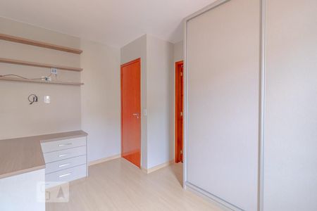 Casa de condomínio para alugar com 92m², 3 quartos e 2 vagasQuarto 2 - Suíte