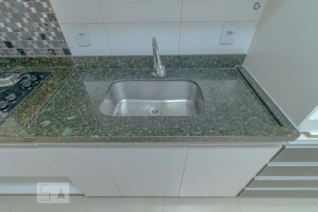 Cozinha de casa de condomínio para alugar com 3 quartos, 92m² em Residencial Center Ville, Goiânia