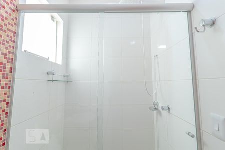 Casa de condomínio para alugar com 92m², 3 quartos e 2 vagasBanheiro Social