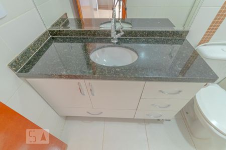 Casa de condomínio para alugar com 92m², 3 quartos e 2 vagasBanheiro da Suíte 2