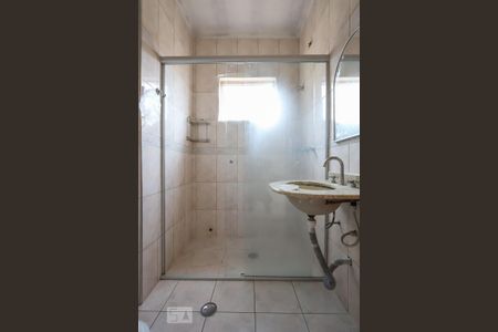 Casa à venda com 148m², 3 quartos e 2 vagasSuíte Banheiro