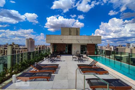 Apartamento à venda com 35m², 1 quarto e 1 vagaÁrea comum - Piscina