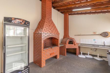 Apartamento para alugar com 48m², 2 quartos e 1 vaga Apartamento para alugar com 48m², 2 quartos e 1 vagaÁrea comum - Churrasqueira