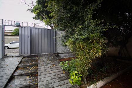 Casa para alugar com 400m², 2 quartos e 1 vaga Casa para alugar com 400m², 2 quartos e 1 vagaÁrea verde