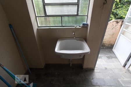 Casa para alugar com 400m², 2 quartos e 1 vaga Casa para alugar com 400m², 2 quartos e 1 vagaÁrea de serviço