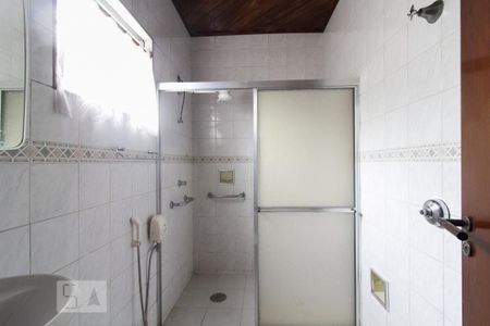 Casa para alugar com 400m², 2 quartos e 1 vaga Casa para alugar com 400m², 2 quartos e 1 vagaBanheiro