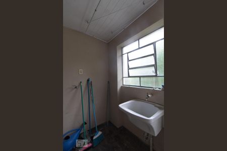 Casa para alugar com 400m², 2 quartos e 1 vaga Casa para alugar com 400m², 2 quartos e 1 vagaÁrea de serviço