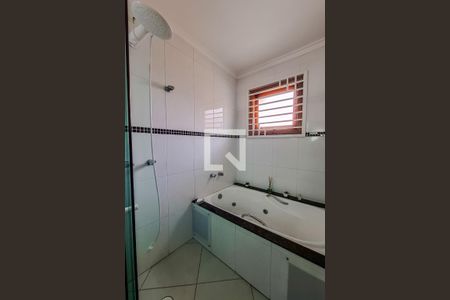 Casa à venda com 192m², 4 quartos e 4 vagasQuarto 1 - suite