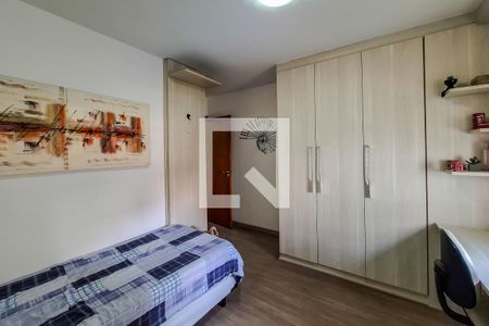 Casa à venda com 192m², 4 quartos e 4 vagasQuarto 4 - suite