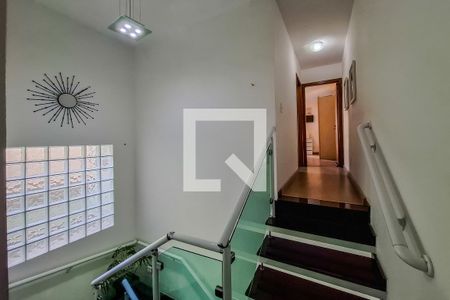 Casa à venda com 192m², 4 quartos e 4 vagasCorredor