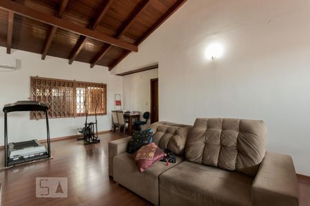 Sala 2 de casa à venda com 5 quartos, 260m² em Sarandi, Porto Alegre