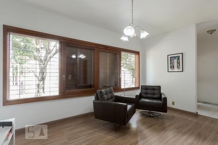 Sala 1 de casa à venda com 5 quartos, 260m² em Sarandi, Porto Alegre