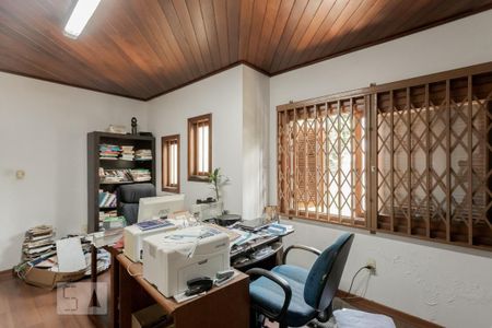 Casa à venda com 260m², 5 quartos e 3 vagas Casa à venda com 260m², 5 quartos e 3 vagasQuarto 2