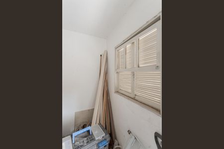 Casa à venda com 260m², 5 quartos e 3 vagas Casa à venda com 260m², 5 quartos e 3 vagasQuarto de Serviço