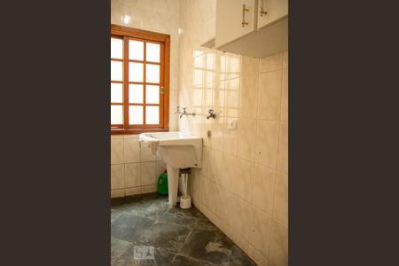 Casa à venda com 225m², 4 quartos e 4 vagasÁrea de Serviço