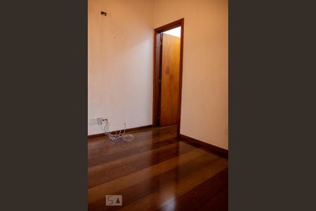 Casa à venda com 225m², 4 quartos e 4 vagasSala 1