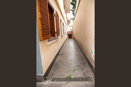 Casa à venda com 225m², 4 quartos e 4 vagasCorredor