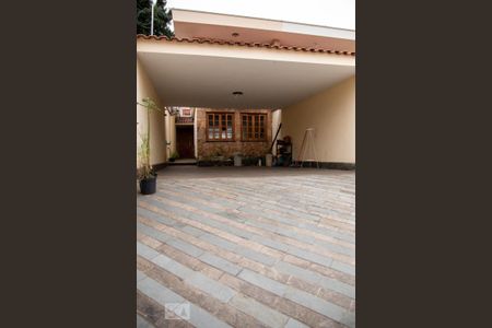 Casa à venda com 225m², 4 quartos e 4 vagasGaragem