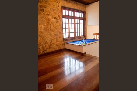 Casa à venda com 225m², 4 quartos e 4 vagasSala 1