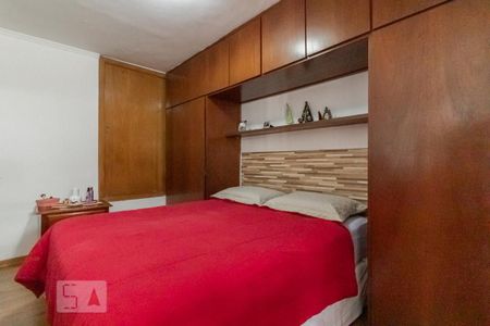 Casa à venda com 250m², 3 quartos e 3 vagas Casa à venda com 250m², 3 quartos e 3 vagasQuarto 2