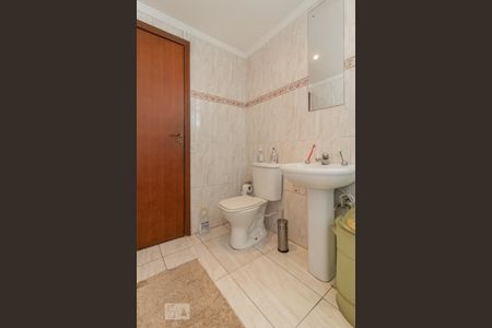 Casa à venda com 250m², 3 quartos e 3 vagas Casa à venda com 250m², 3 quartos e 3 vagasBanheiro Social